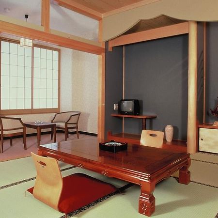 Ryokan Ikazawa Onsen Yumotokan Minamiuonuma Exterior foto